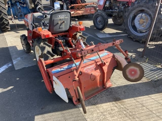 Tractor — Auction (lot 8456-1011)