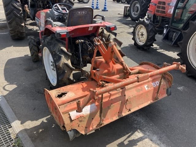 Tractor — Auction (lot 8456-1012)