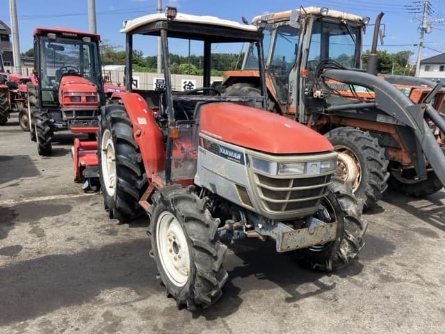 Tractor — Auction (lot 8456-1013)