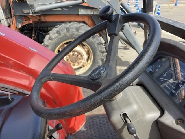 Tractor — Auction (lot 8456-1013)