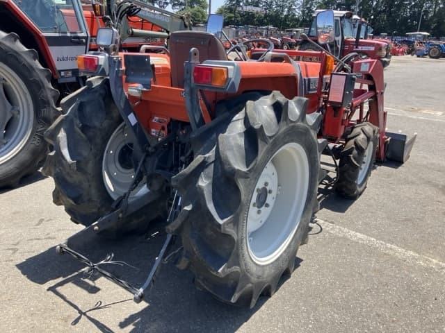 Tractor — Auction (lot 8456-1015)