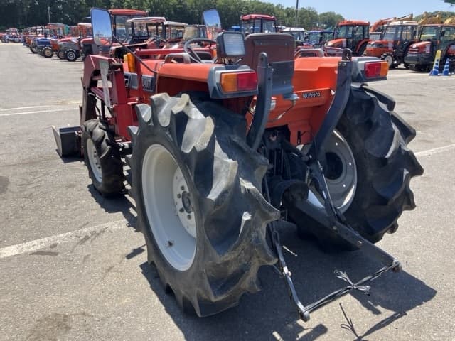Tractor — Auction (lot 8456-1015)