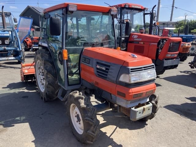 Tractor — Auction (lot 8456-1017)
