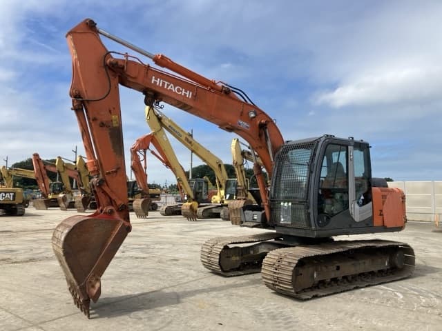EXCAVATOR — Auction (lot 8456-102)