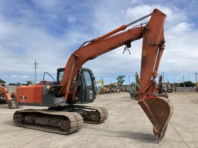 EXCAVATOR — Auction (lot 8456-102)