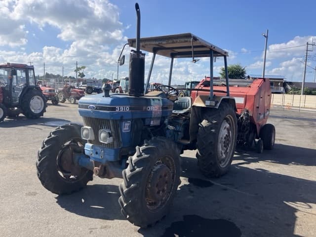Tractor — Auction (lot 8456-1022)
