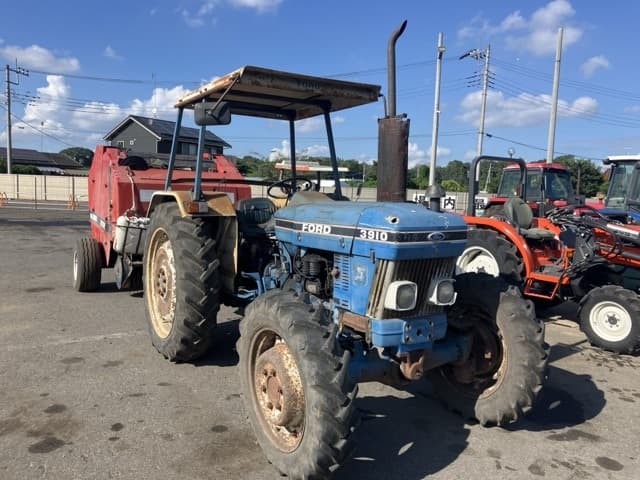 Tractor — Auction (lot 8456-1022)