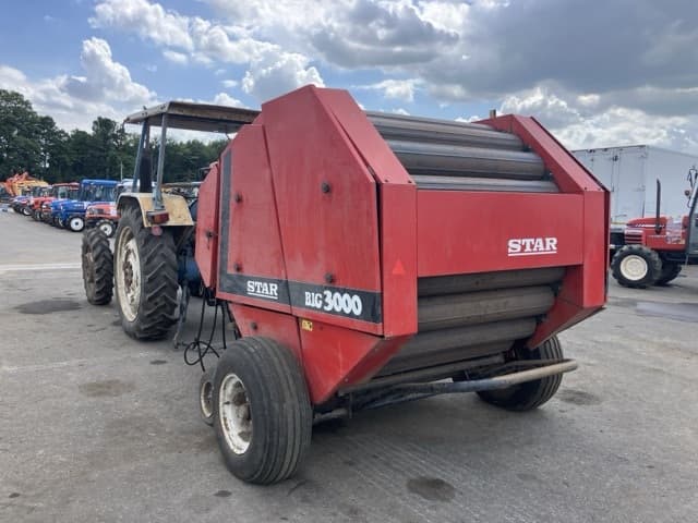 Tractor — Auction (lot 8456-1022)