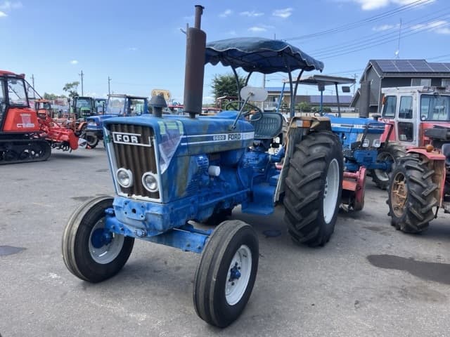 Tractor — Auction (lot 8456-1024)