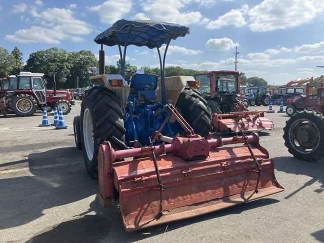 Tractor — Auction (lot 8456-1024)