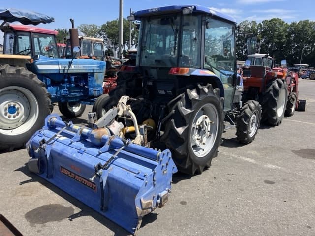Tractor — Auction (lot 8456-1025)