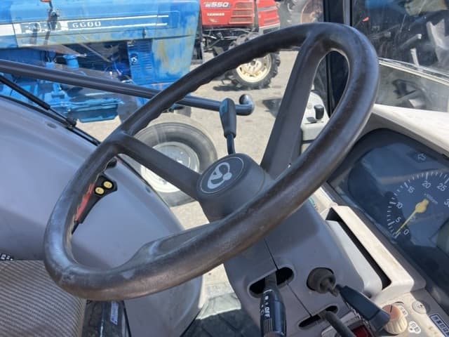 Tractor — Auction (lot 8456-1025)