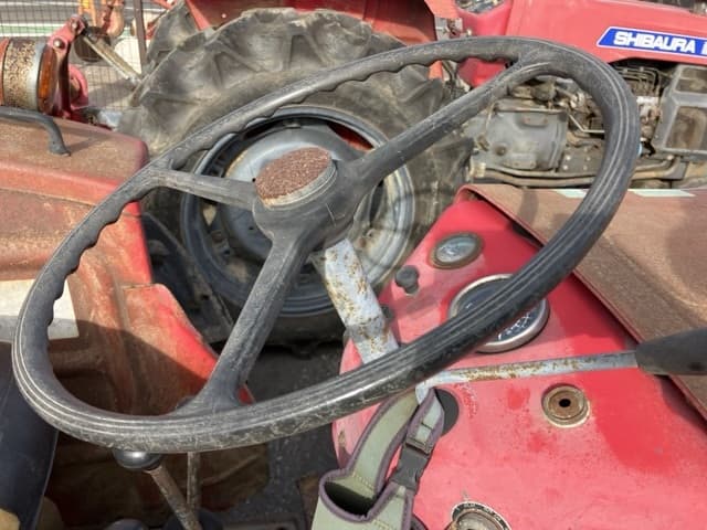 Tractor — Auction (lot 8456-1031)