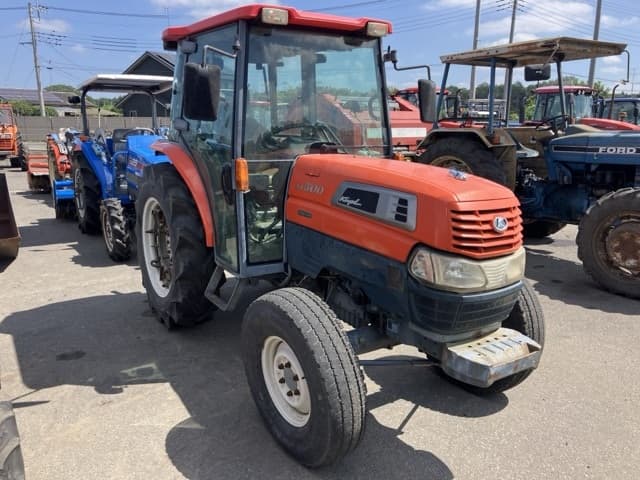 Tractor — Auction (lot 8456-1038)
