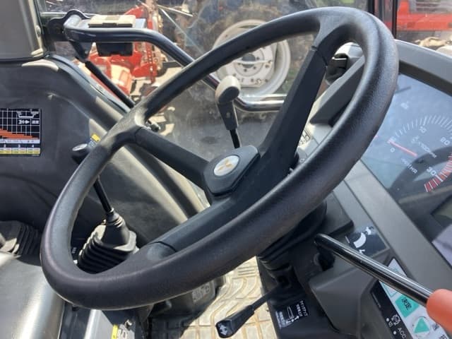 Tractor — Auction (lot 8456-1041)
