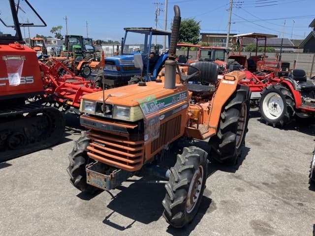 Tractor — Auction (lot 8456-1043)