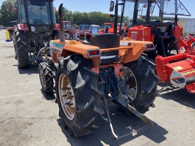 Tractor — Auction (lot 8456-1043)