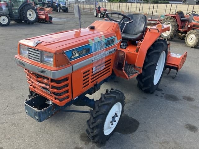 Tractor — Auction (lot 8456-1045)