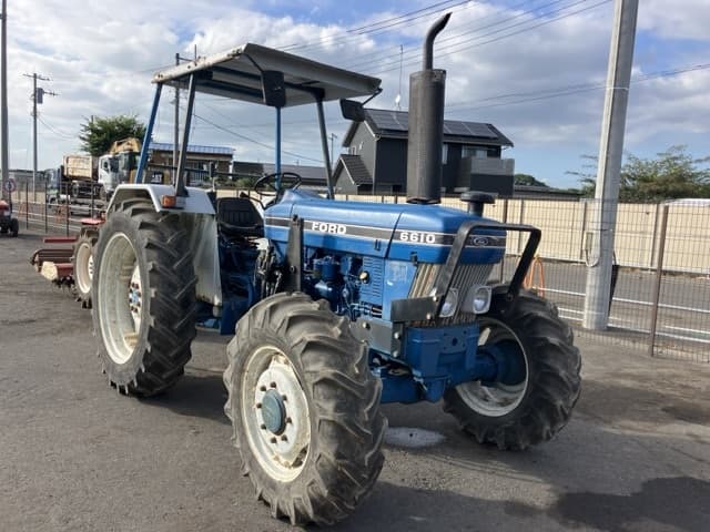 Tractor — Auction (lot 8456-1046)
