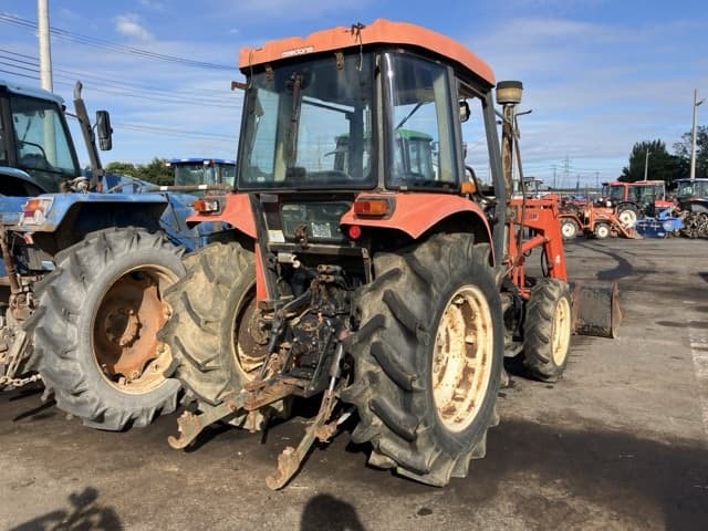 Tractor — Auction (lot 8456-1047)
