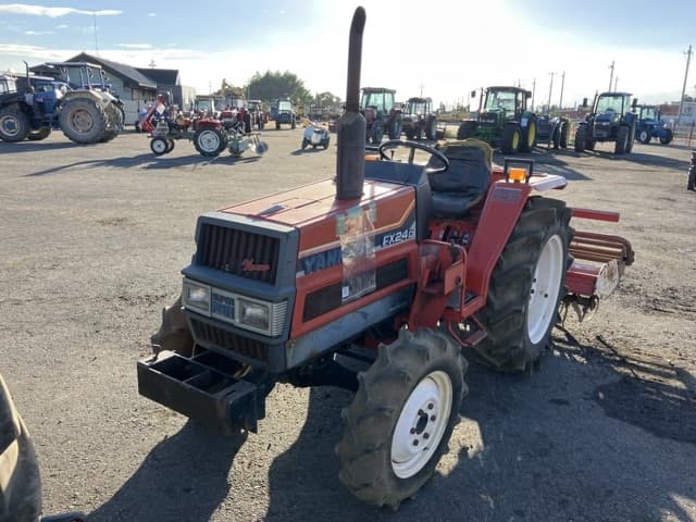 Tractor — Auction (lot 8456-1048)