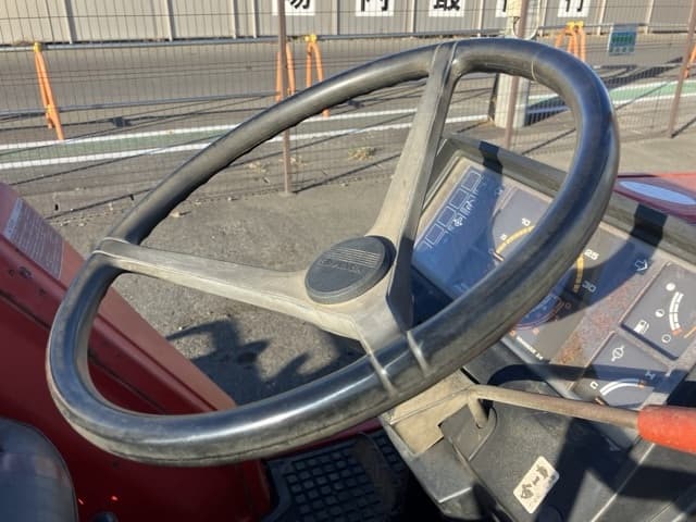 Tractor — Auction (lot 8456-1048)