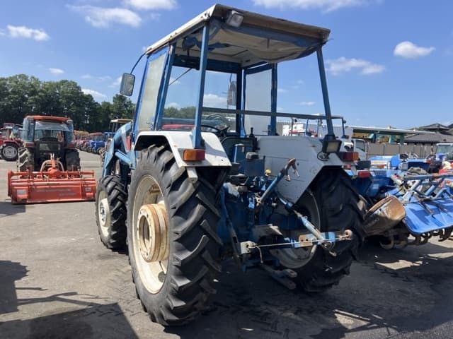 Tractor — Auction (lot 8456-1054)