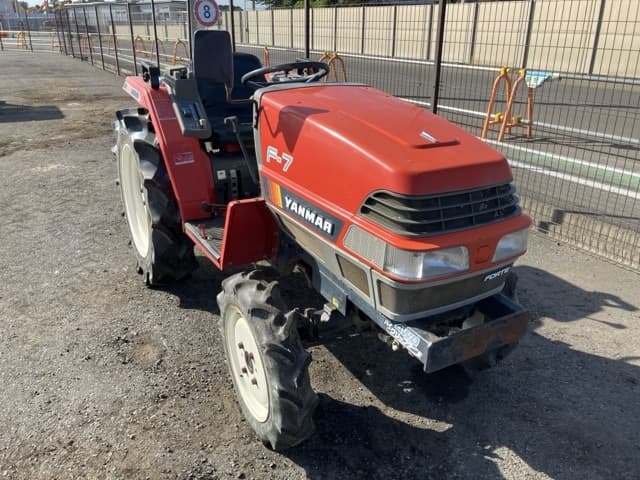 Tractor — Auction (lot 8456-1058)