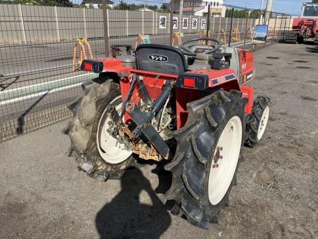 Tractor — Auction (lot 8456-1058)