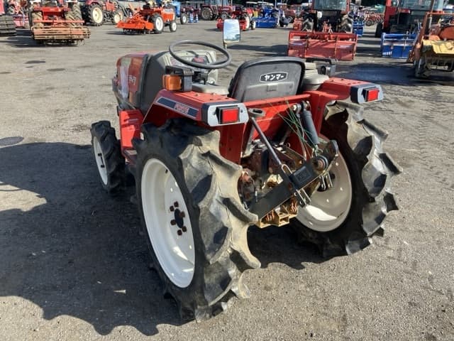 Tractor — Auction (lot 8456-1058)