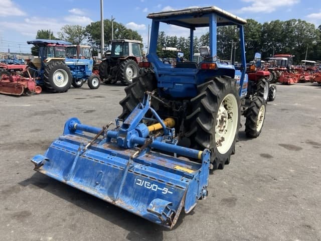 Tractor — Auction (lot 8456-1060)