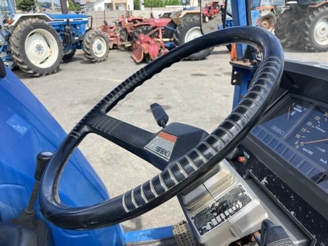 Tractor — Auction (lot 8456-1060)