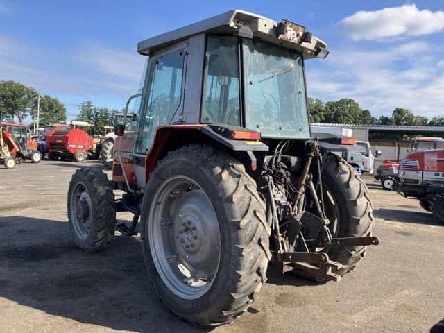 Tractor — Auction (lot 8456-1062)