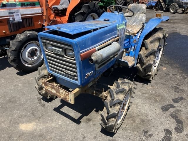 Tractor — Auction (lot 8456-1063)