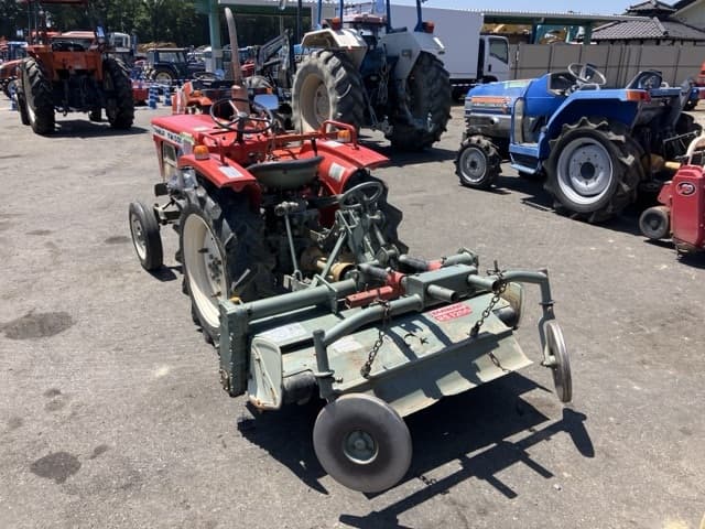 Tractor — Auction (lot 8456-1065)