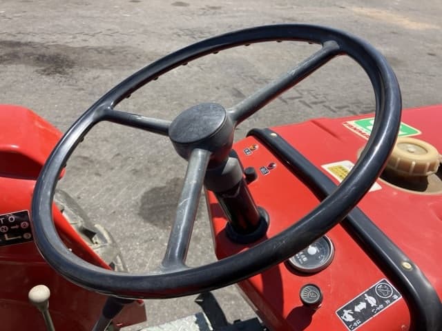 Tractor — Auction (lot 8456-1065)