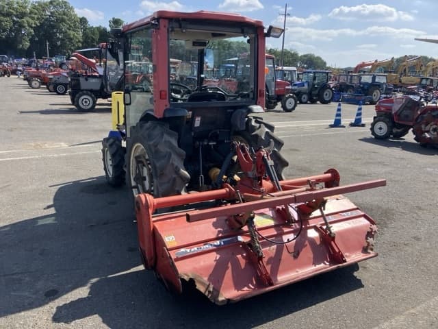 Tractor — Auction (lot 8456-1067)