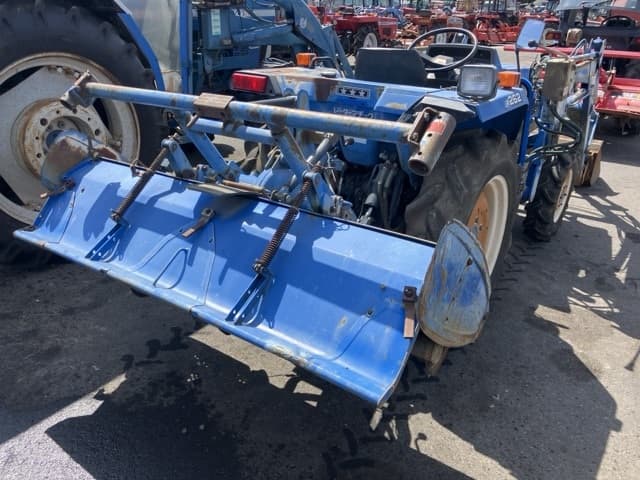 Tractor — Auction (lot 8456-1068)
