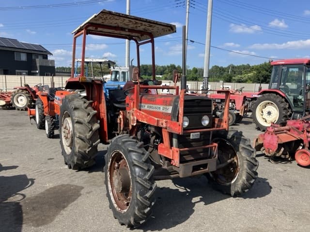 Tractor — Auction (lot 8456-1069)