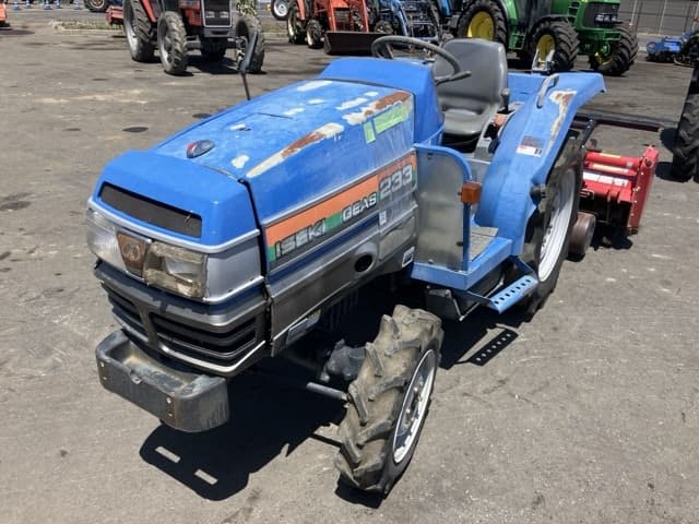 Tractor — Auction (lot 8456-1071)