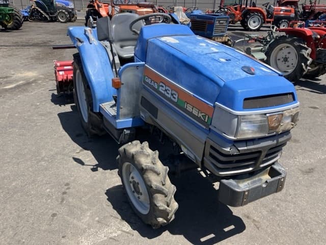 Tractor — Auction (lot 8456-1071)