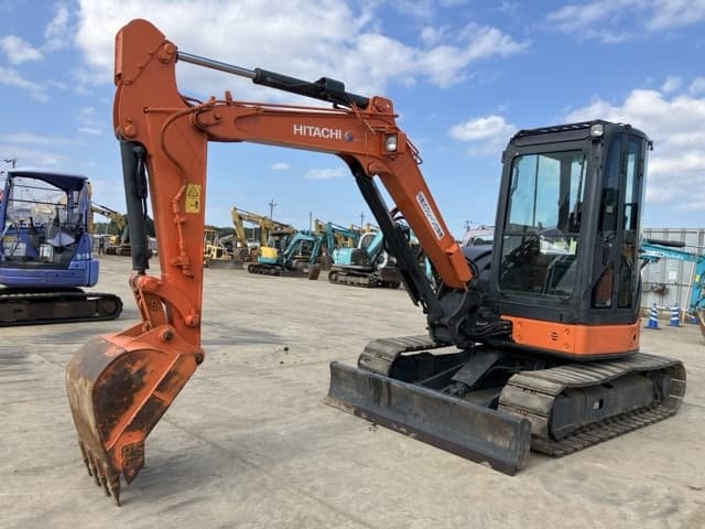 MINI EXCAVATOR — Auction (lot 8456-108)