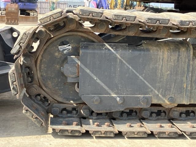 MINI EXCAVATOR — Auction (lot 8456-108)