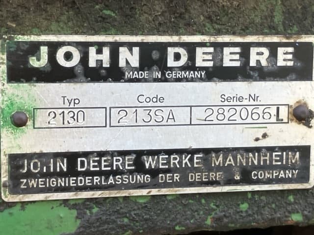 Tractor — Auction (lot 8456-1080)