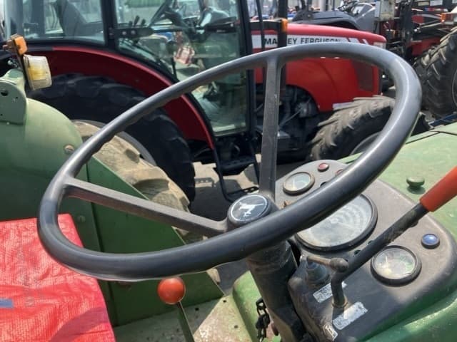 Tractor — Auction (lot 8456-1080)