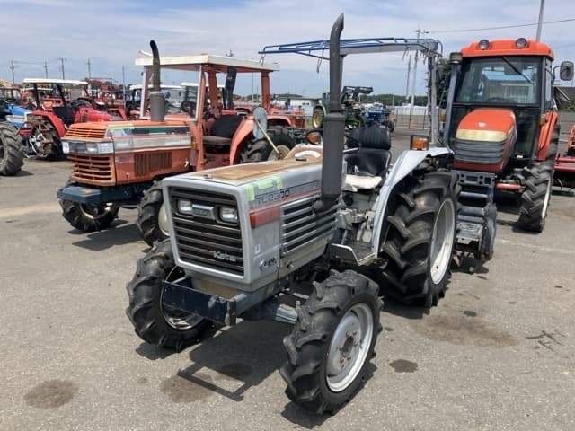 Tractor — Auction (lot 8456-1084)