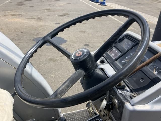 Tractor — Auction (lot 8456-1084)