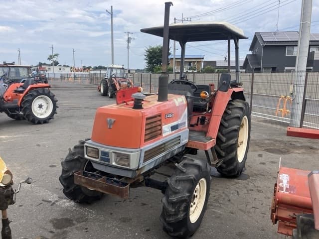 Tractor — Auction (lot 8456-1085)