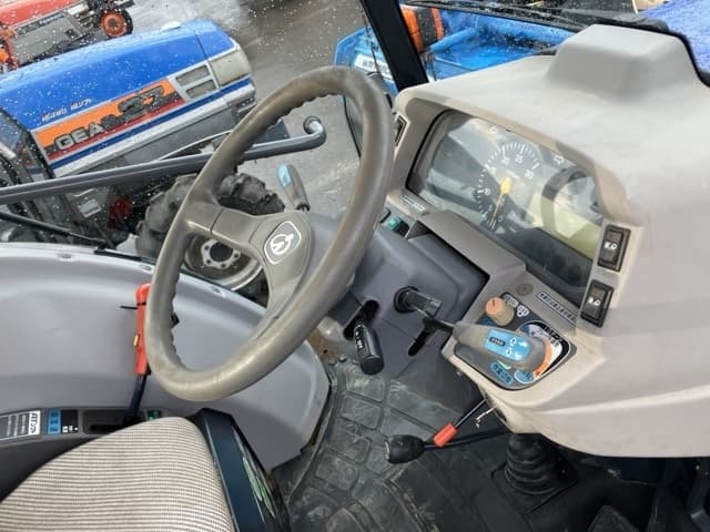 Tractor — Auction (lot 8456-1086)