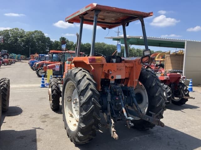 Tractor — Auction (lot 8456-1089)